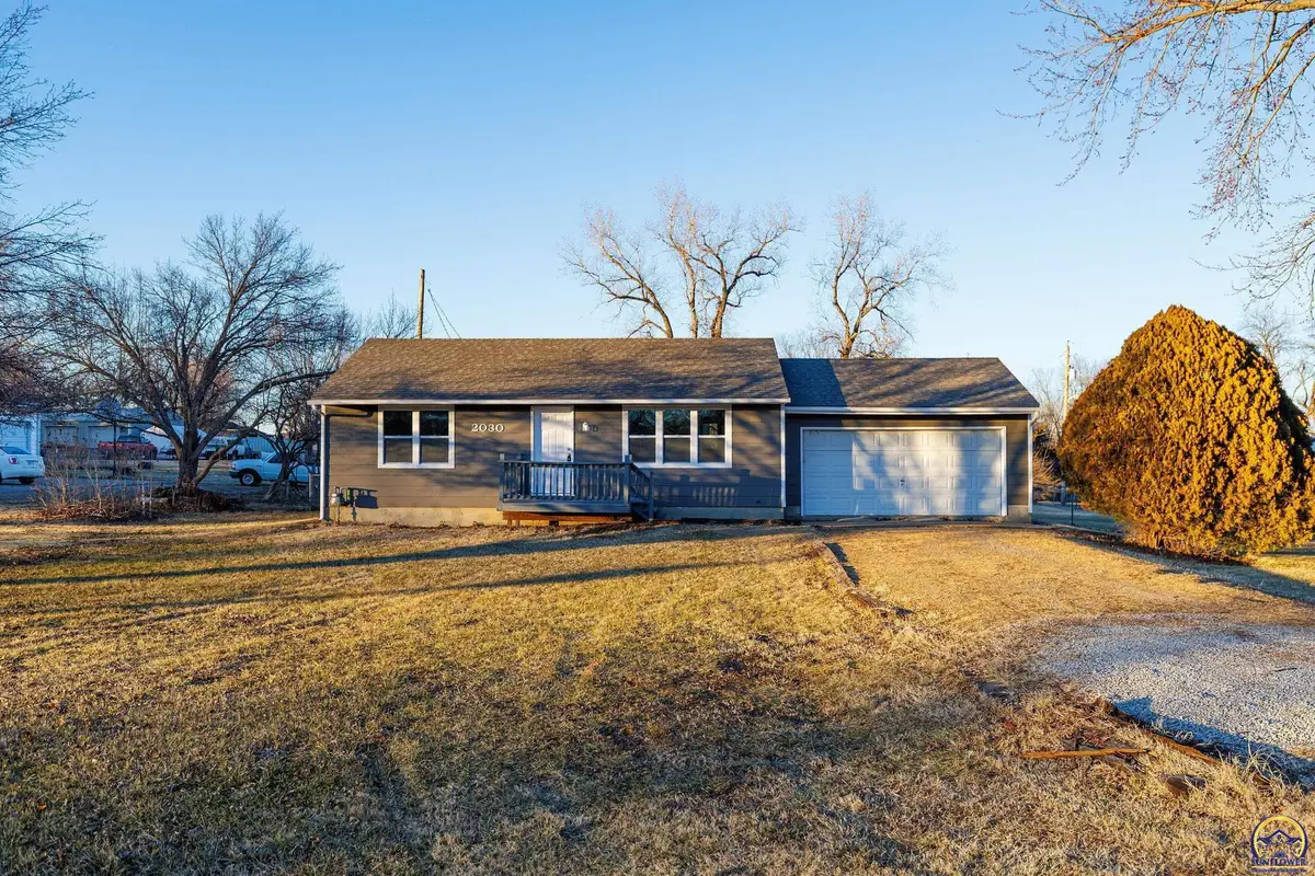 2030 SE 37th St, Topeka, KS 66605 - Image #1
