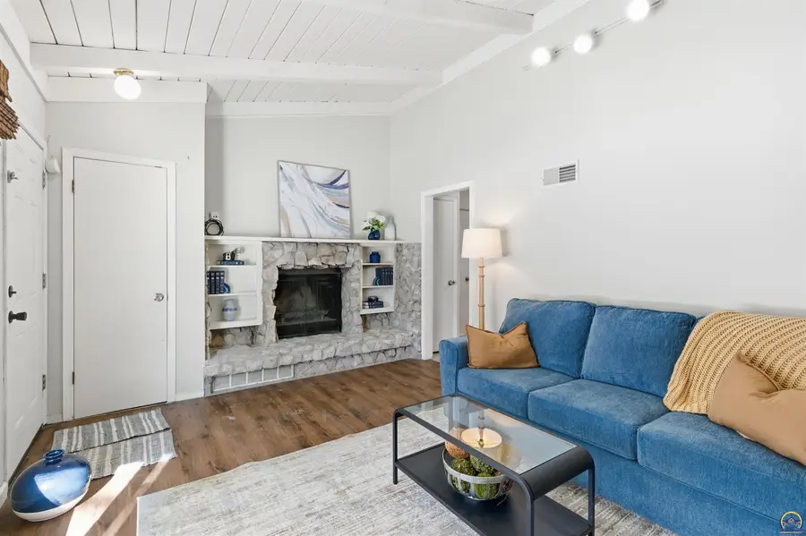 1830 SW Medford Ave, Topeka, KS 66604 - Image #2