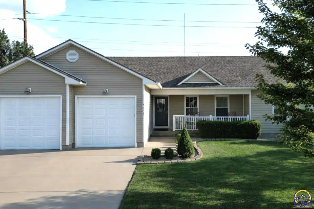 3007 S Parkway Ct, Emporia, KS 66801 - #1