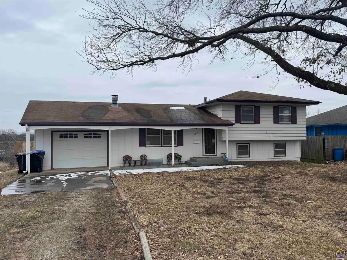 3406 SE Michigan Ave, Topeka, KS 66605 - #1