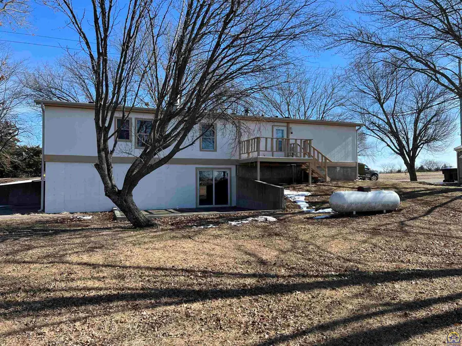 1015 SE Shawnee Heights Rd, Tecumseh, KS 66542 - #2