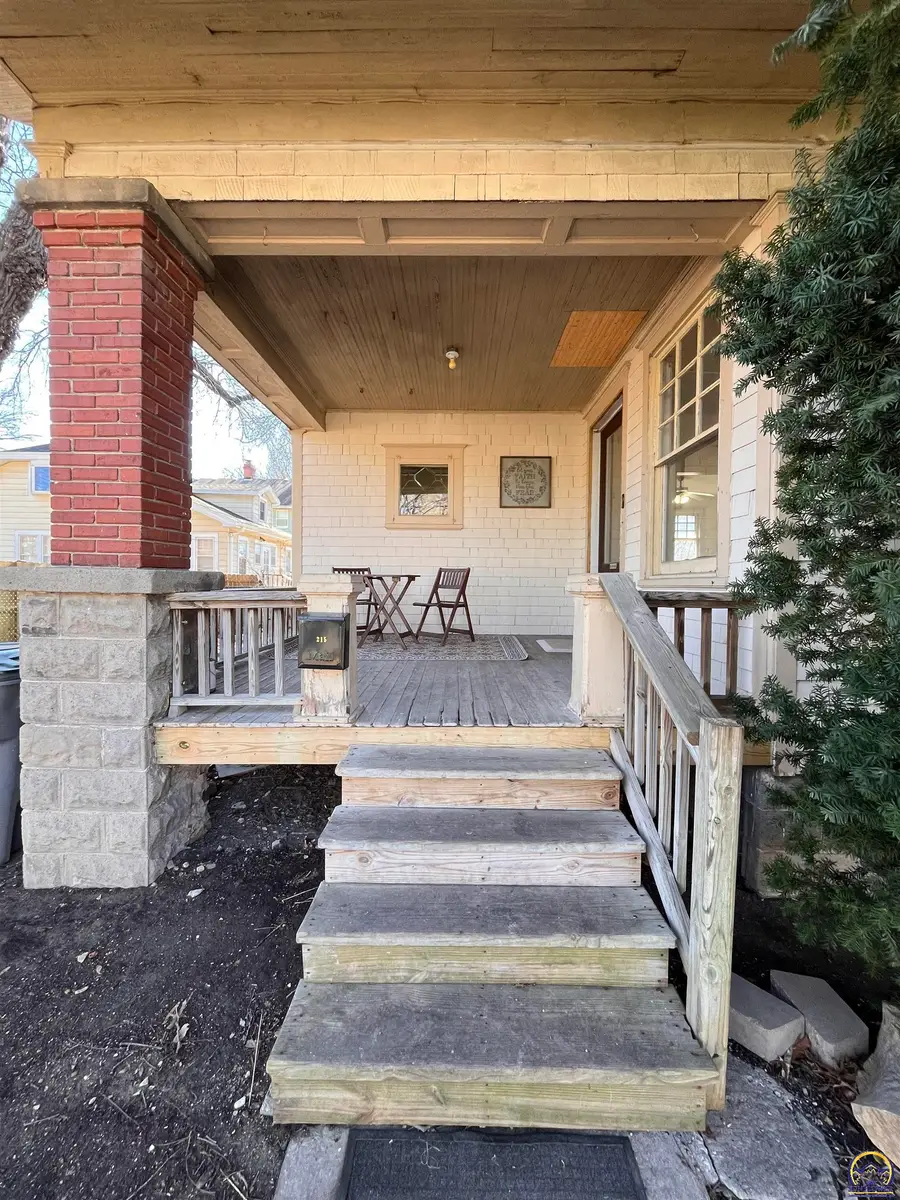215 E 8th Ave, Emporia, KS 66801 - Image #2
