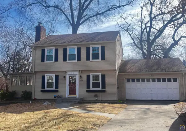 3513 SW York Way, Topeka, KS 66604