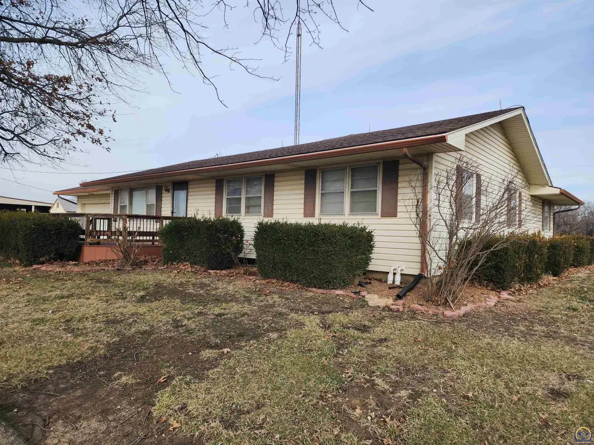 763 Road T, Hartford, KS 66854 - #1