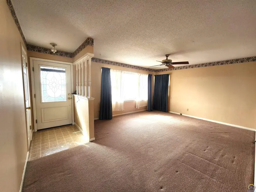 763 Road T, Hartford, KS 66854 - #3