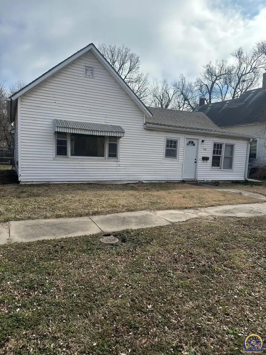 106 Mechanic St, Emporia, KS 66801 - #2
