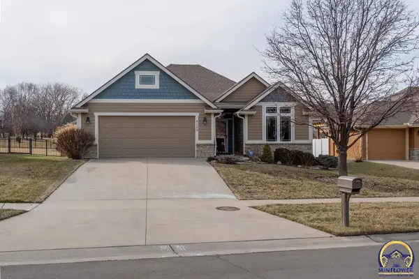 4123 SW Lincolnshire Rd, Topeka, KS 66610