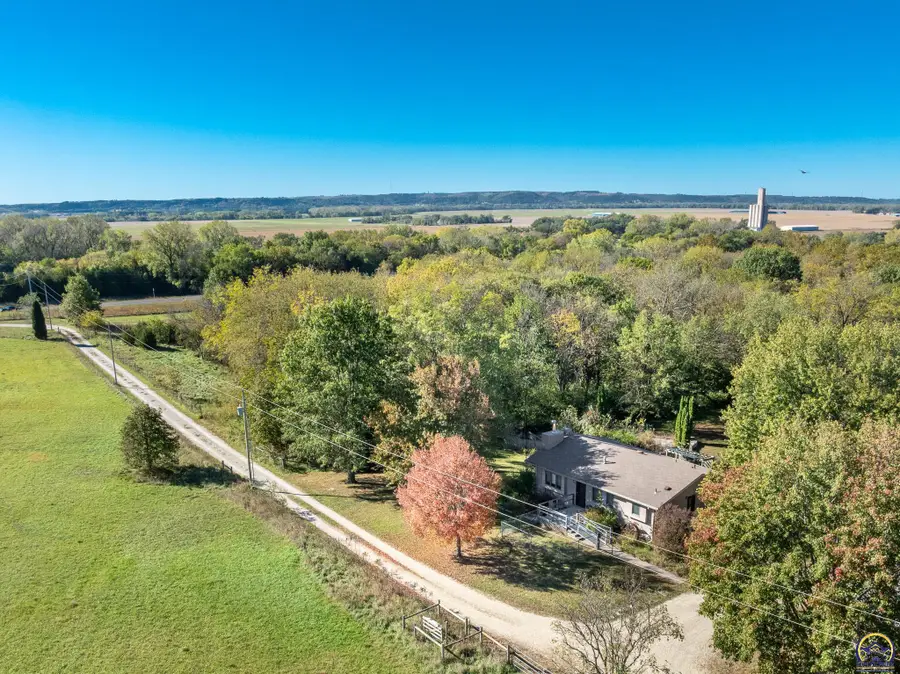 10409 E Us 24 Hwy, Manhattan, KS 66502 - #3