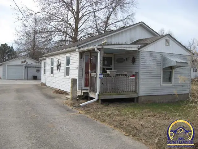 515 NE Independence Ave, Topeka, KS 66608 - #1