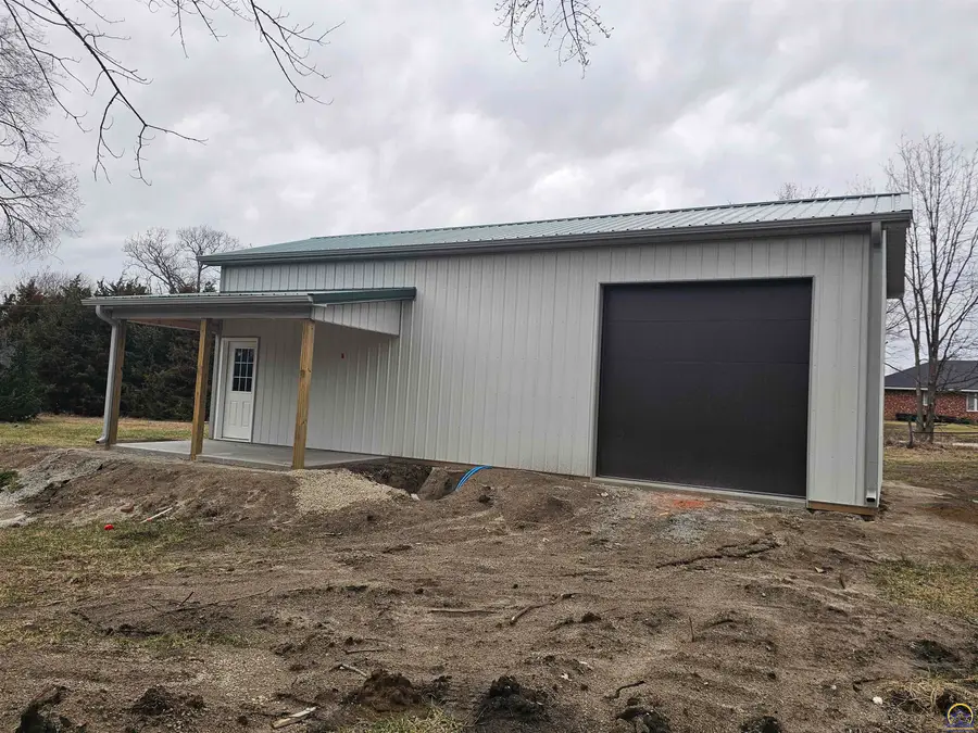 719 Neosho St, Neosho Rapids, KS 66864 - #2