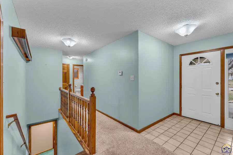 6705 SW Scathelock Rd, Topeka, KS 66614 - #3