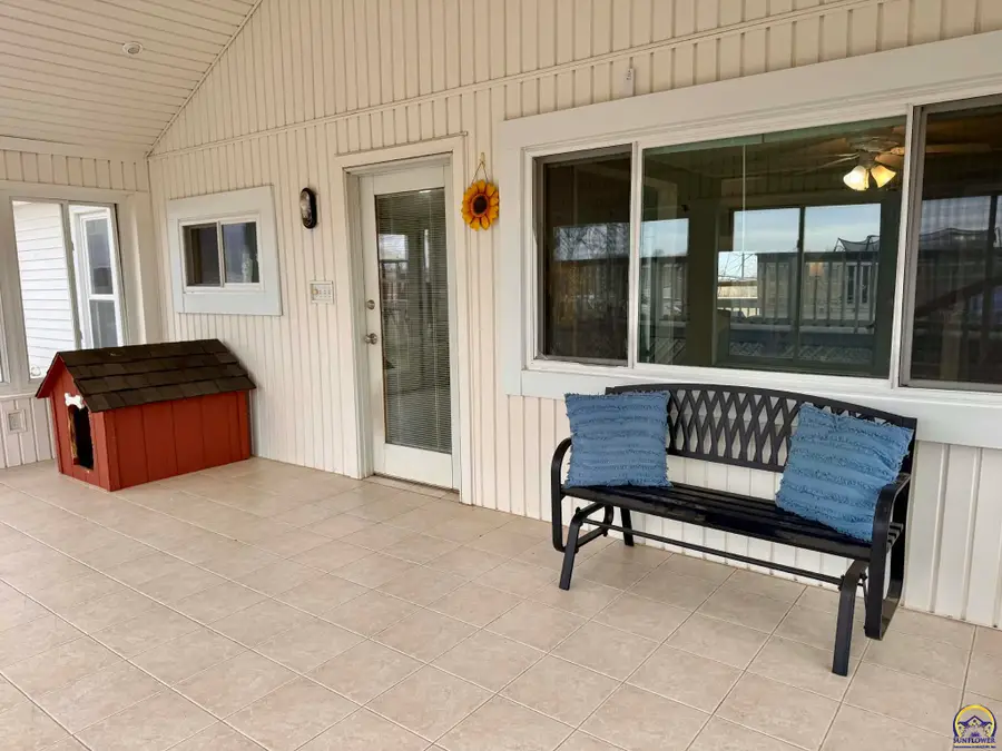 6366 Us 59 Hwy, Oskaloosa, KS 66066 - #3