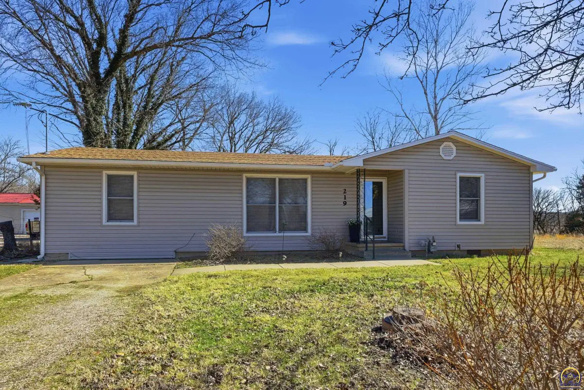 219 Ash St, Lyndon, KS 66451-9999 - #1