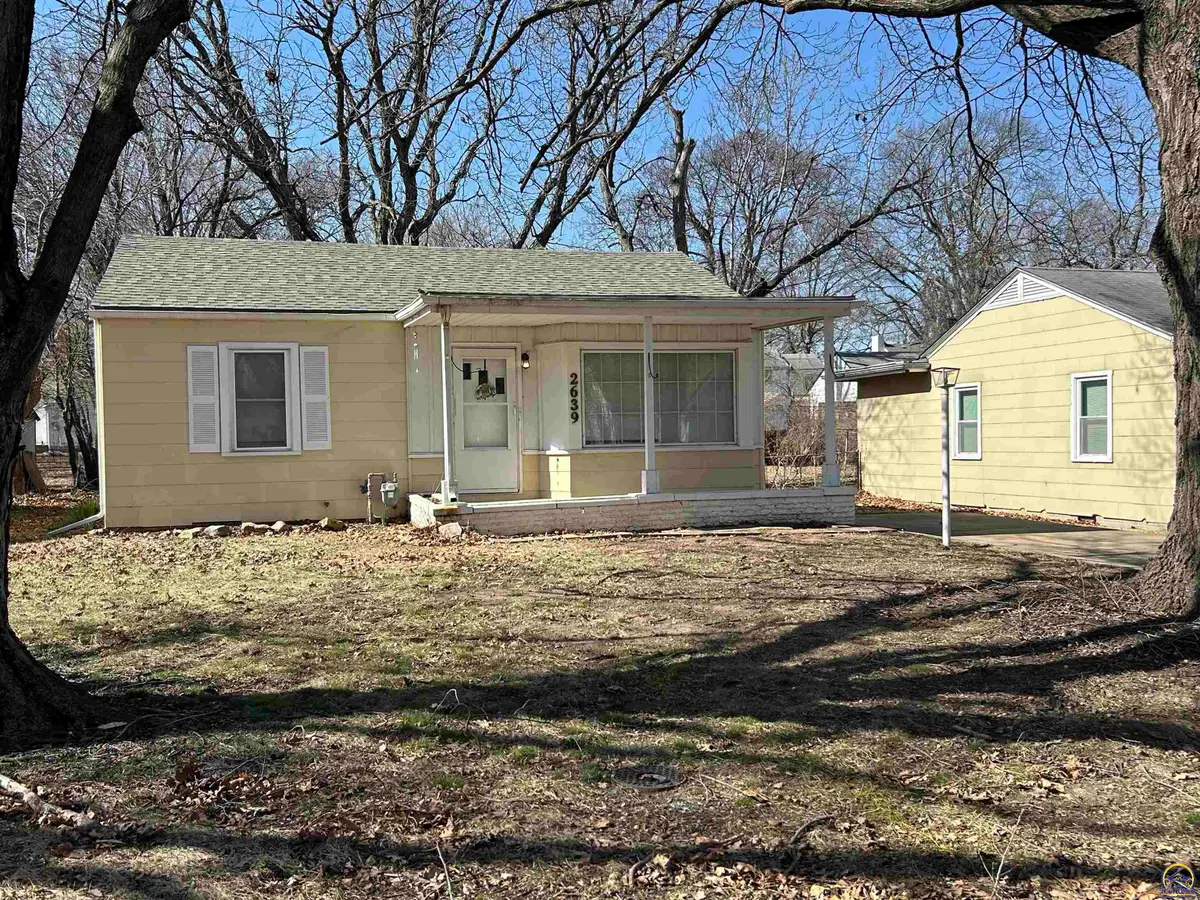 2639 SE Virginia Ave, Topeka, KS 66605 - #1