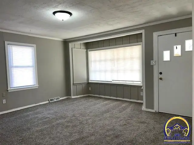 2639 SE Virginia Ave, Topeka, KS 66605 - #2