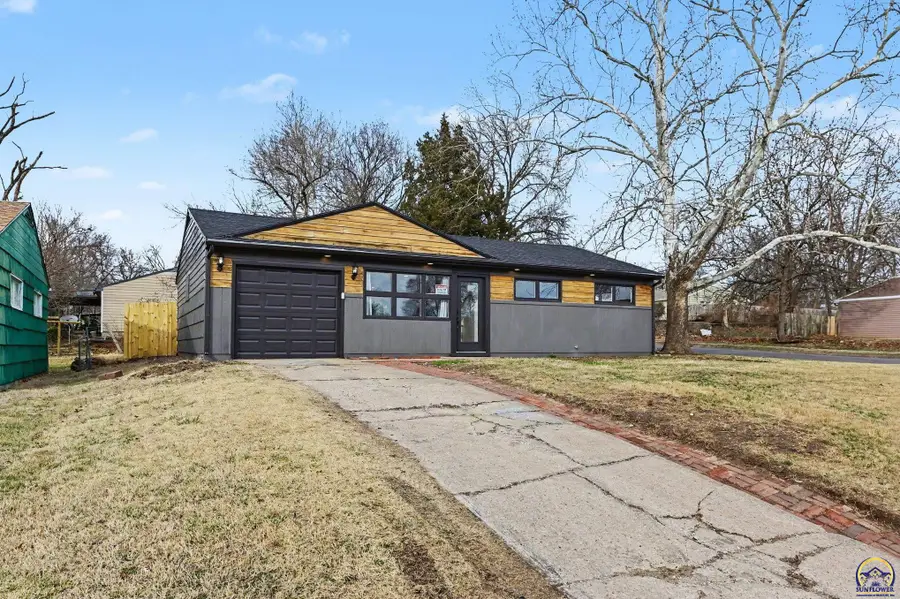 524 SE 33rd Ter, Topeka, KS 66605 - #3