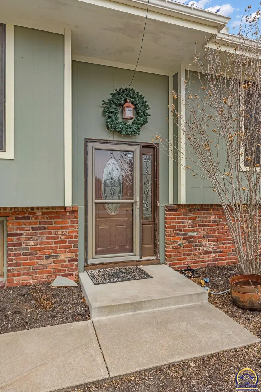 2912 SE Burton St, Topeka, KS 66605 - #2