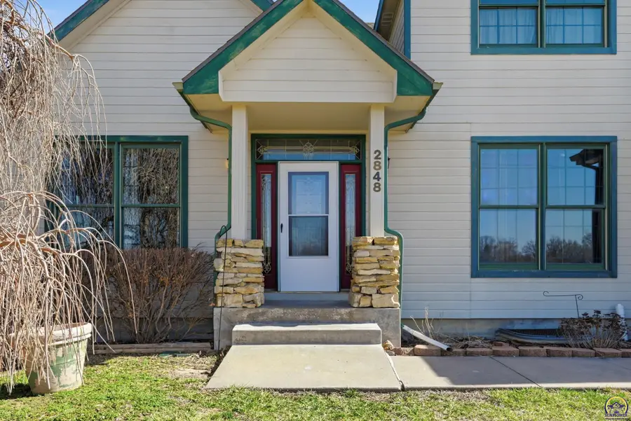 2848 SW Indian Hills Rd, Topeka, KS 66614 - #3