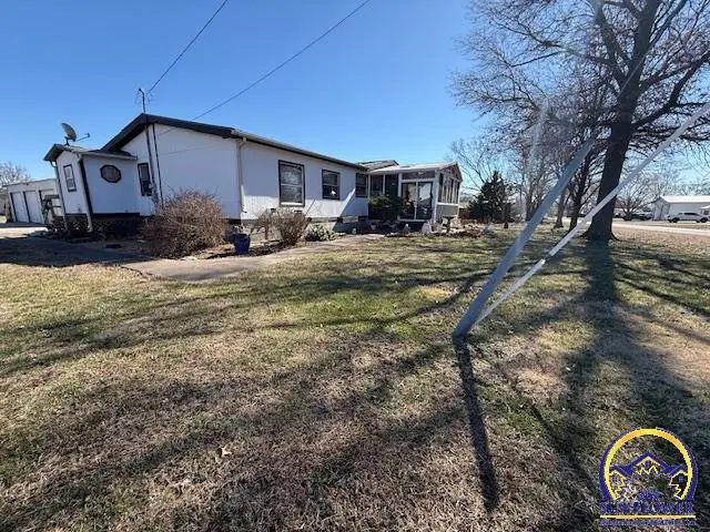 200 S Walnut St, Lebo, KS 66856 - #1