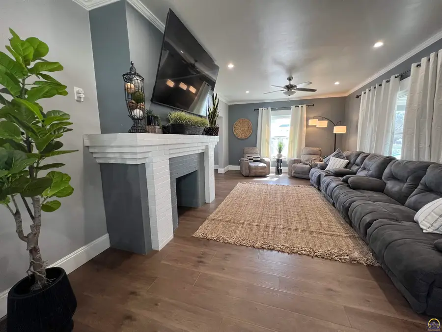 1214 Rural St, Emporia, KS 66801 - #3