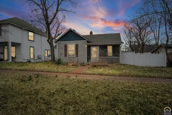 1128 Pennsylvania St, Lawrence, KS 66044