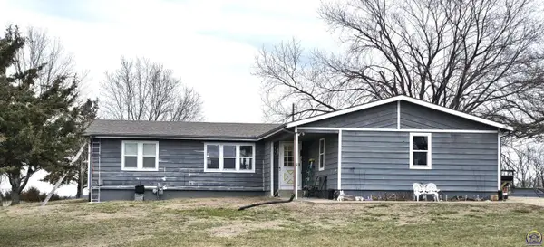 3916 SE Tecumseh Rd, Tecumseh, KS 66542
