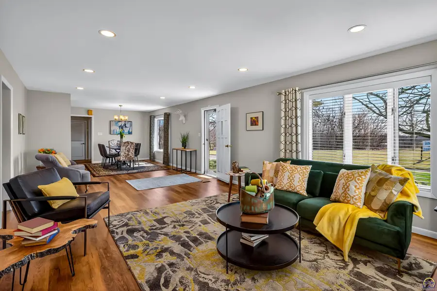 554 W 15th St, Horton, KS 66439 - #3