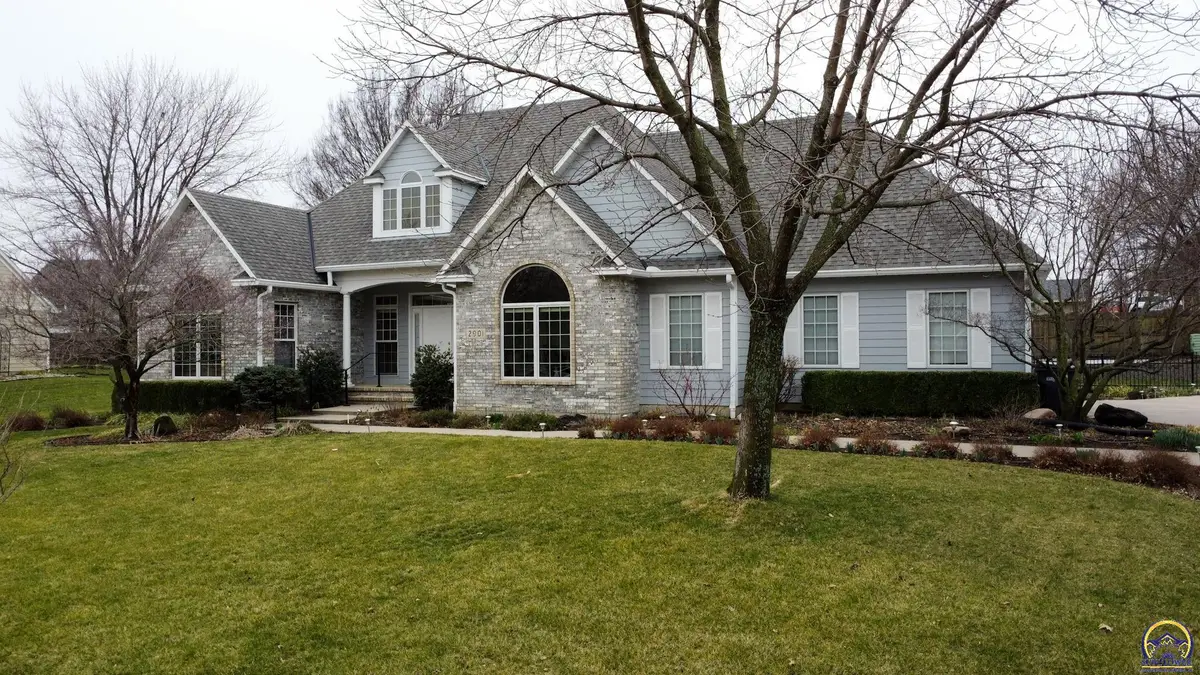 2901 West Lake Dr, Emporia, KS 66801 - #1