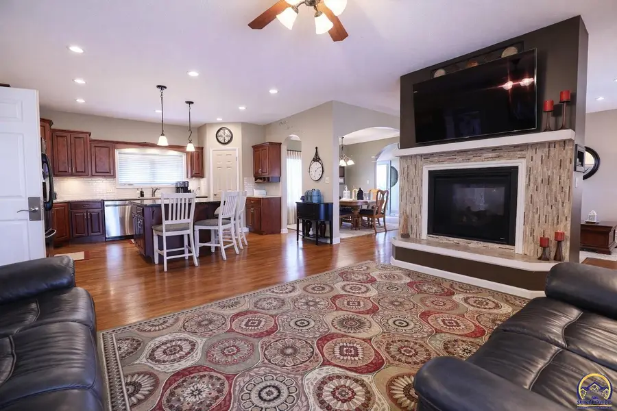 2141 SE Ratner Rd, Tecumseh, KS 66542 - #2