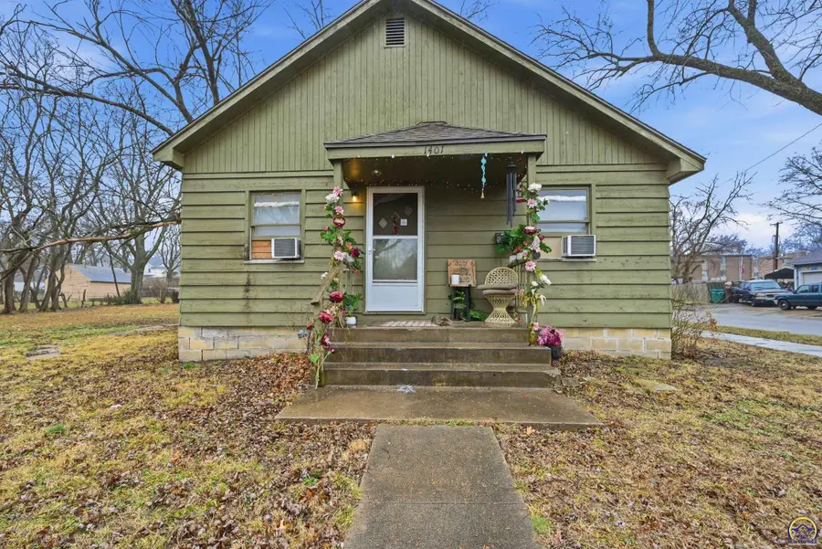 1401 SW Polk St, Topeka, KS 66612 - #2