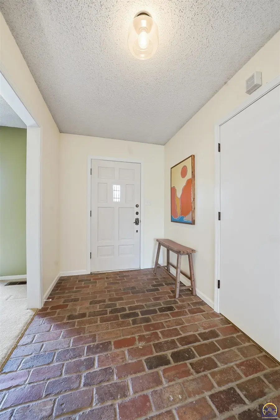 4025 SE 29th St, Topeka, KS 66605 - #2