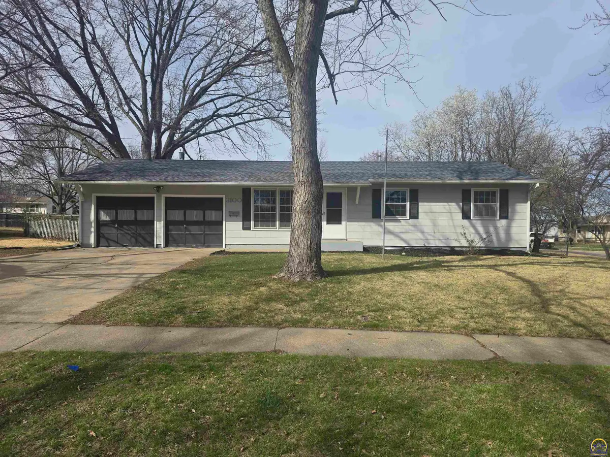 3100 SW 31st St, Topeka, KS 66614 - #1