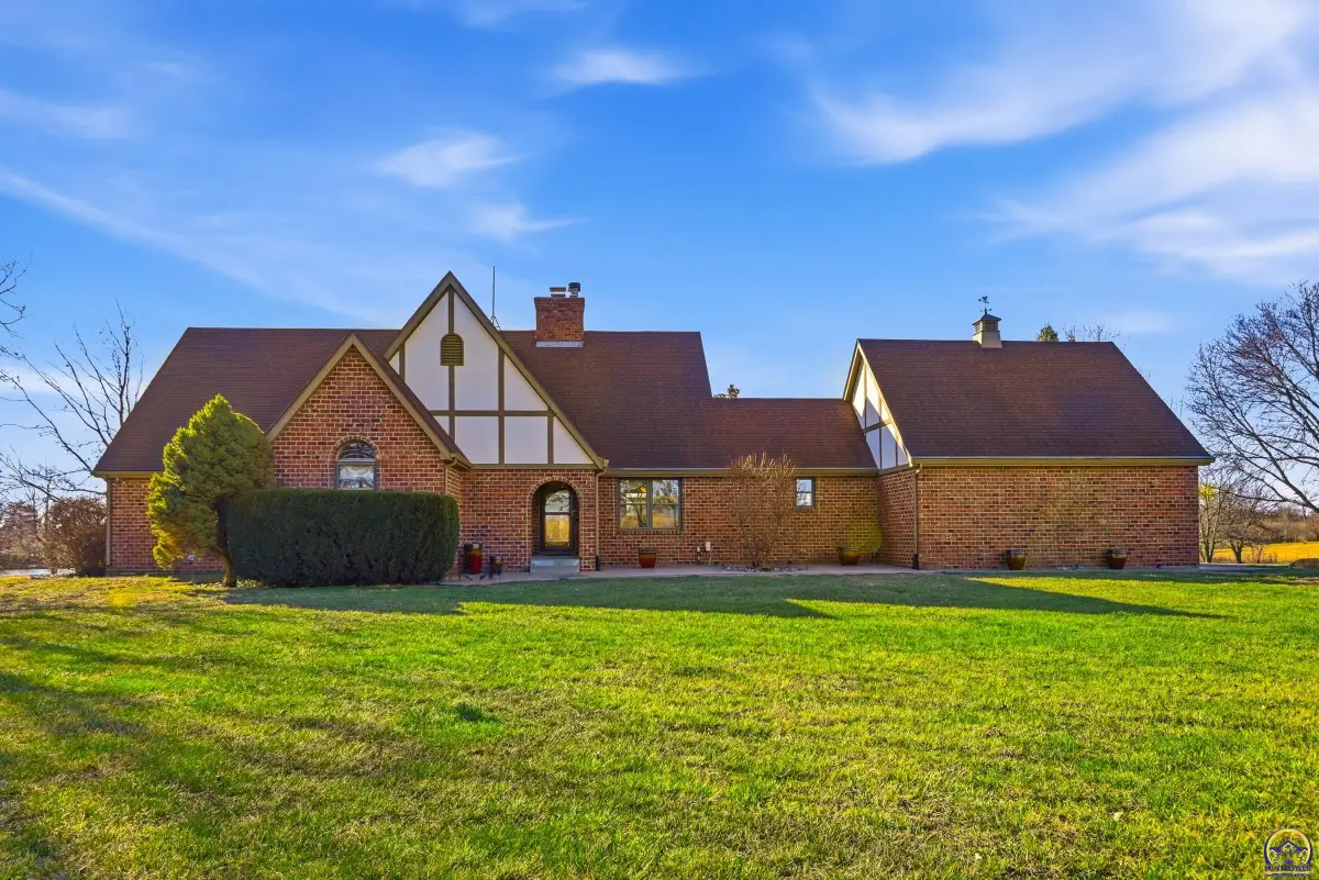 10047.5 SW 101st St, Auburn, KS 66402 - #1