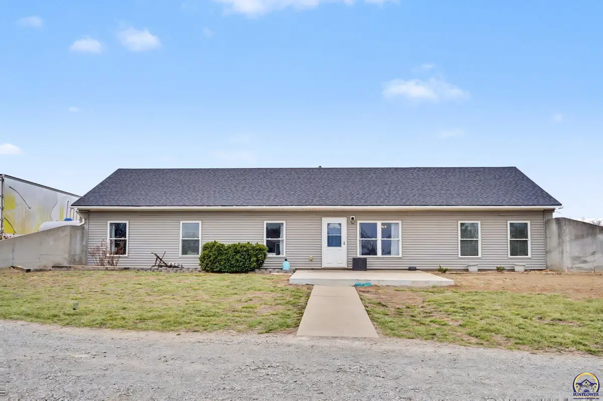13271 23rd St, Perry, KS 66073 - #1