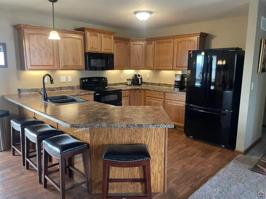 4313 SE Chisolm Rd, Topeka, KS 66609 - #3