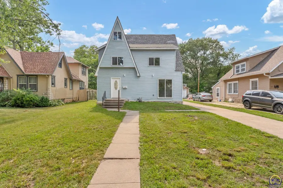 1609 SW Wayne Ave, Topeka, KS 66604 - #2