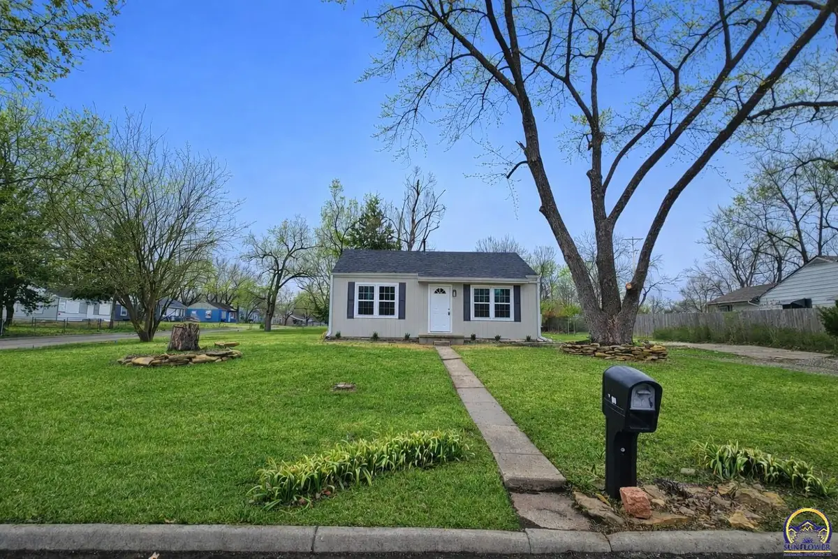 3449 SE Ohio Ave, Topeka, KS 66605 - #1