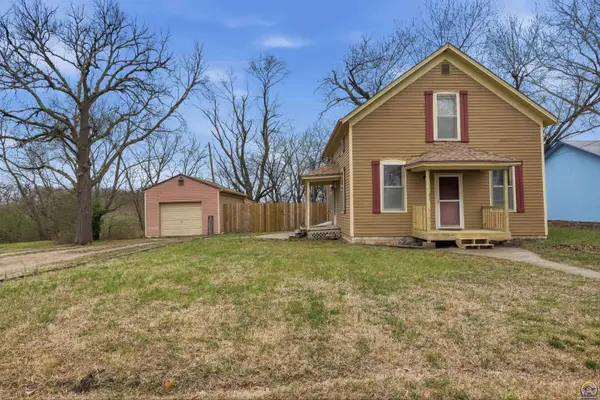 207 S Shawnee St, Silver Lake, KS 66539