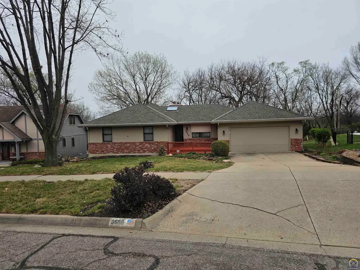 3556 SW Summerwood Rd, Topeka, KS 66614 - #1