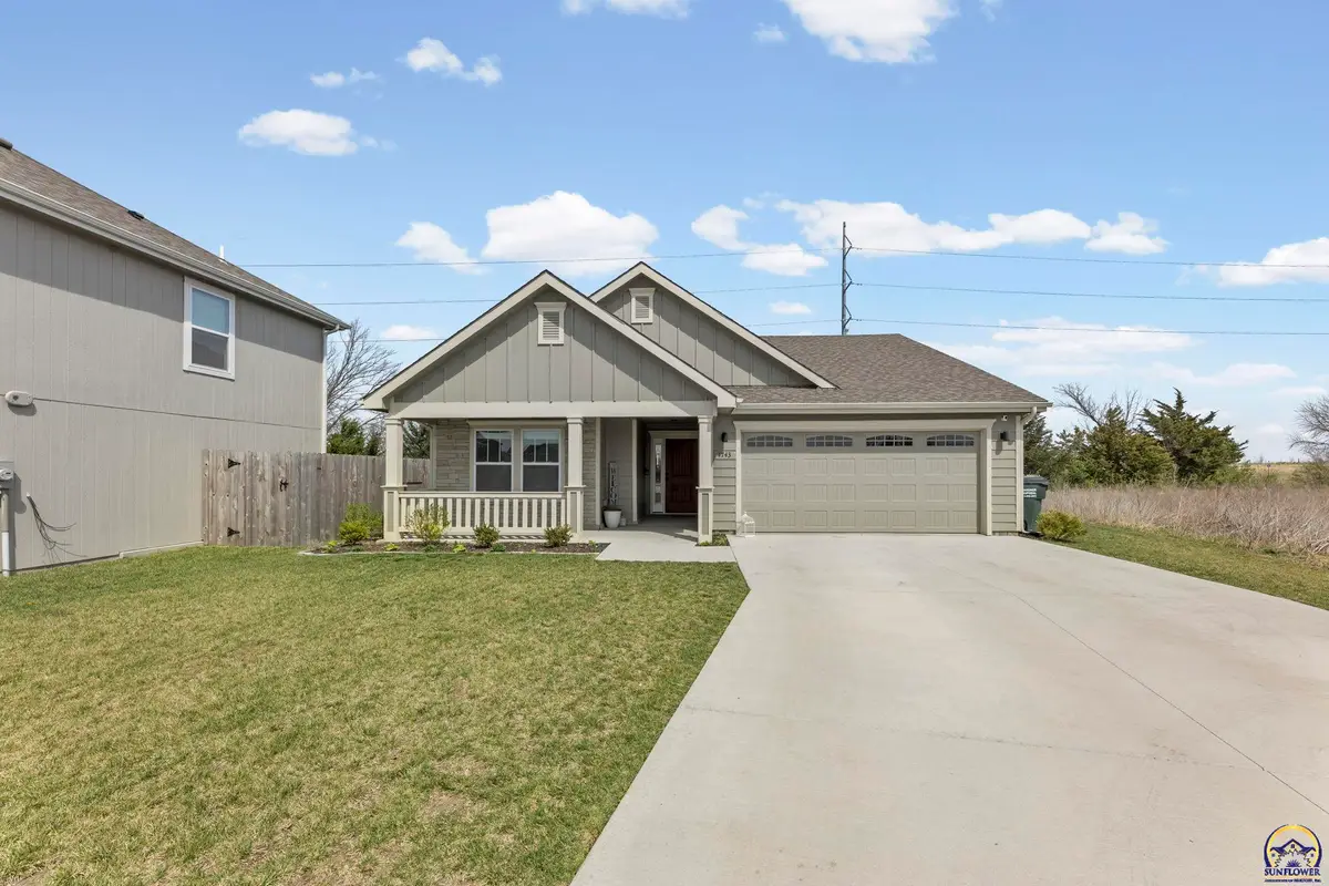 1743 Elderberry Ln, Ottawa, KS 66067 - #1