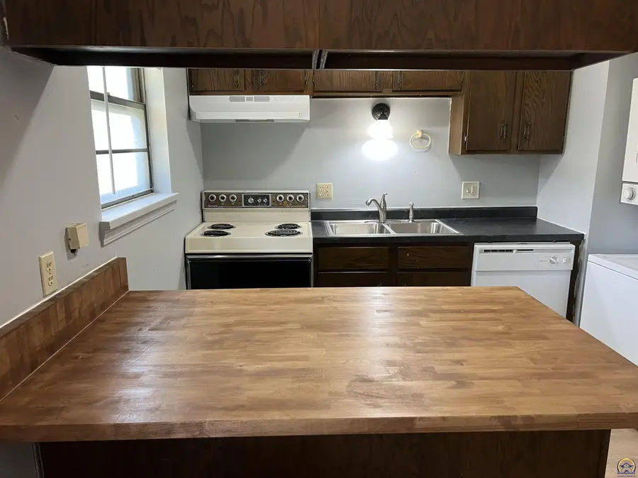 1205-1207 Yuma St, Manhattan, KS 66502 - #3