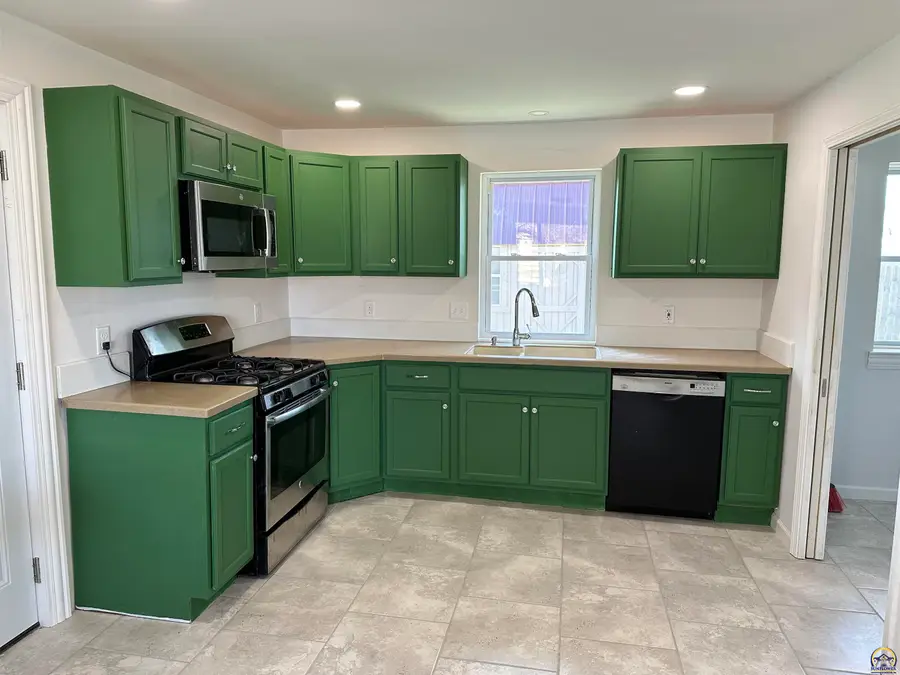 608 Ratz, Valley Falls, KS 66088 - #3