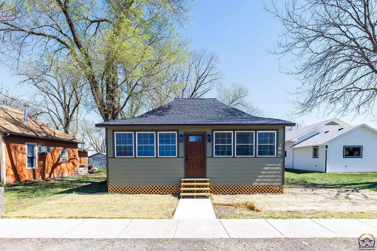 509 Main St, McFarland, KS 66501 - #1