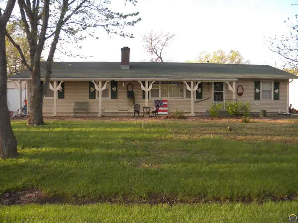 313 W 7th St, Lebo, KS 66856-0000
