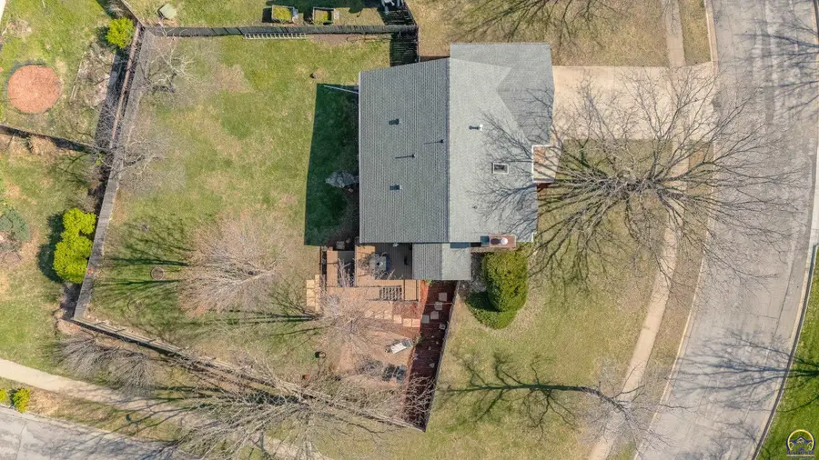 1029 Eldridge St, Lawrence, KS 66049 - #3