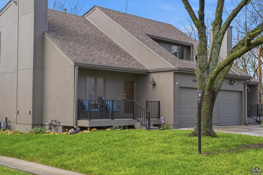 5561 SW Stonegate Ct, Topeka, KS 66606 - #2