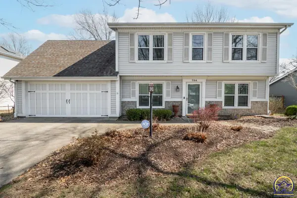 724 Eldridge St, Lawrence, KS 66049