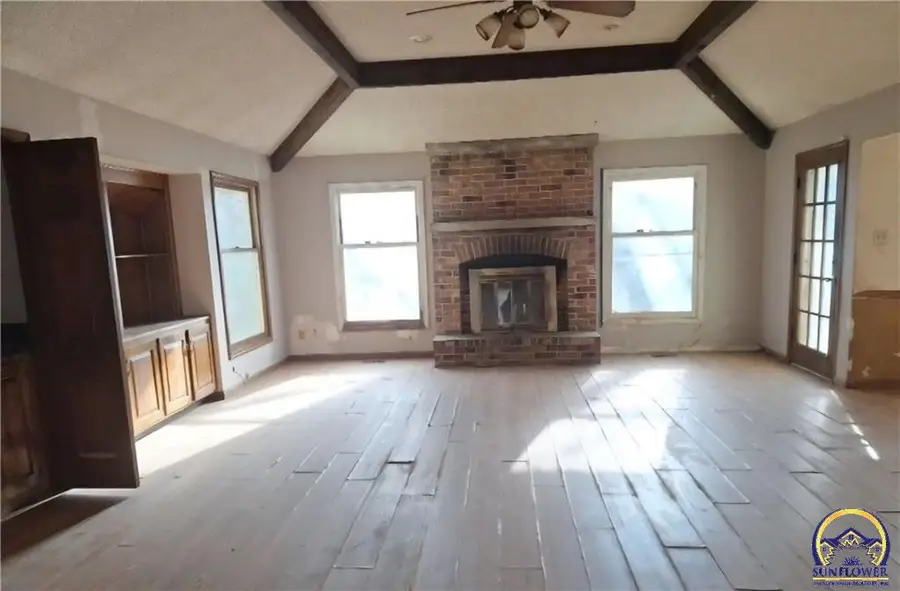 3820 SW Gamwell Rd, Topeka, KS 66610-1400 - #2