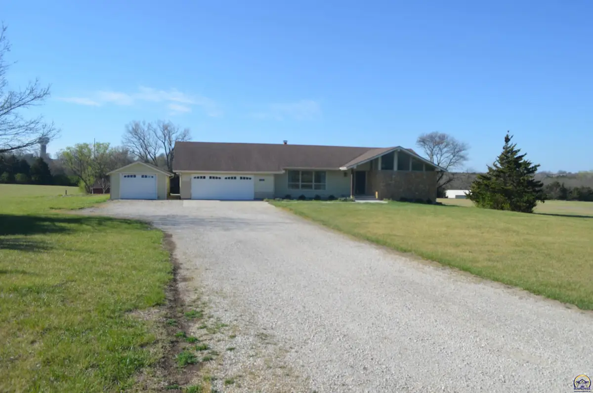 9075 SW 37th St, Topeka, KS 66604 - #1