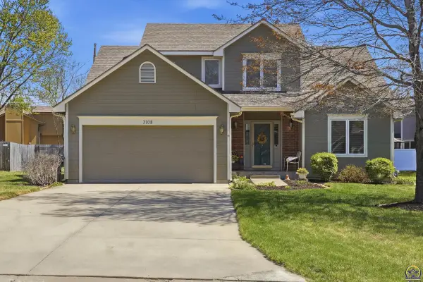 3108 SW Staffordshire Rd, Topeka, KS 66614